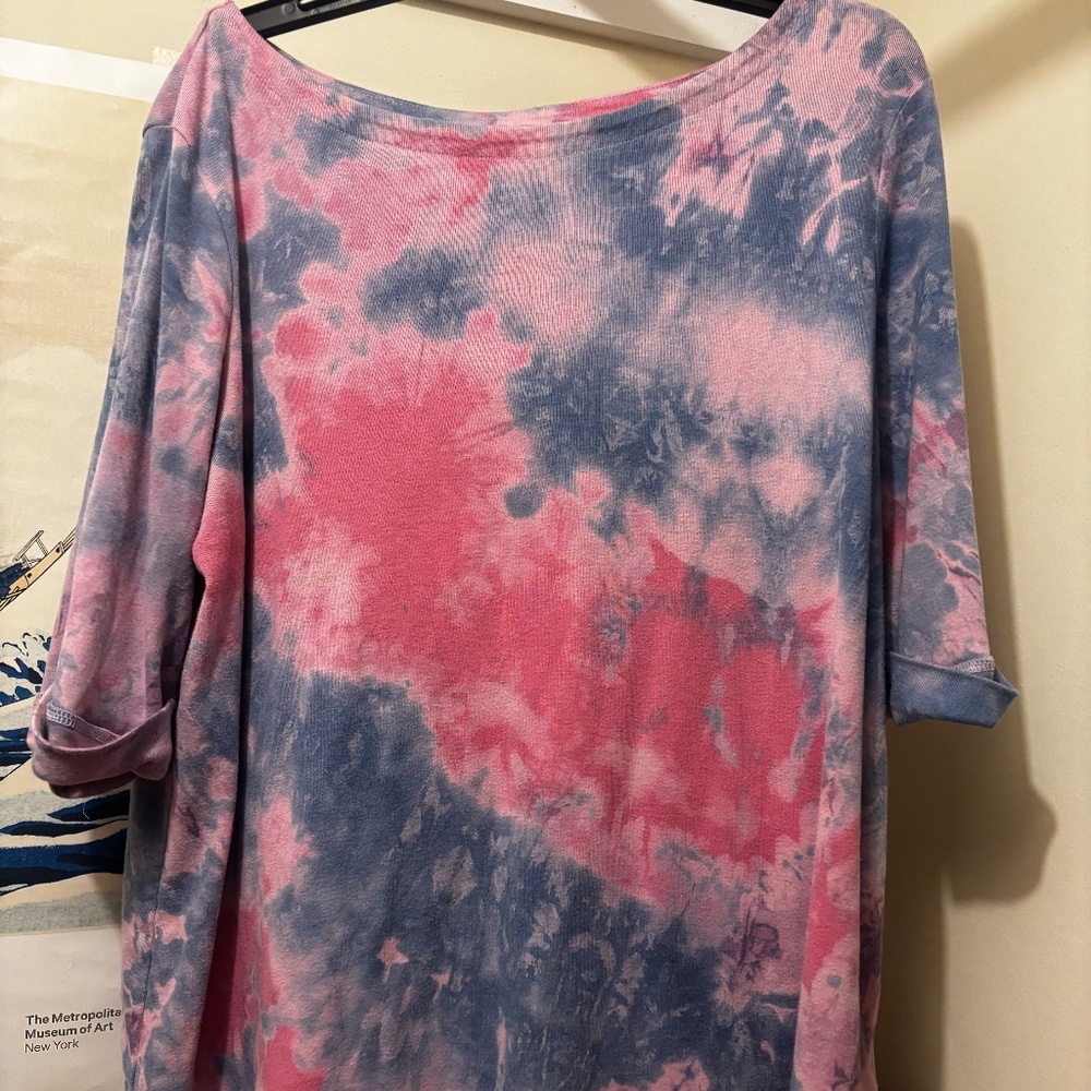 Off the Shoulder Tie Dye Top Size Small